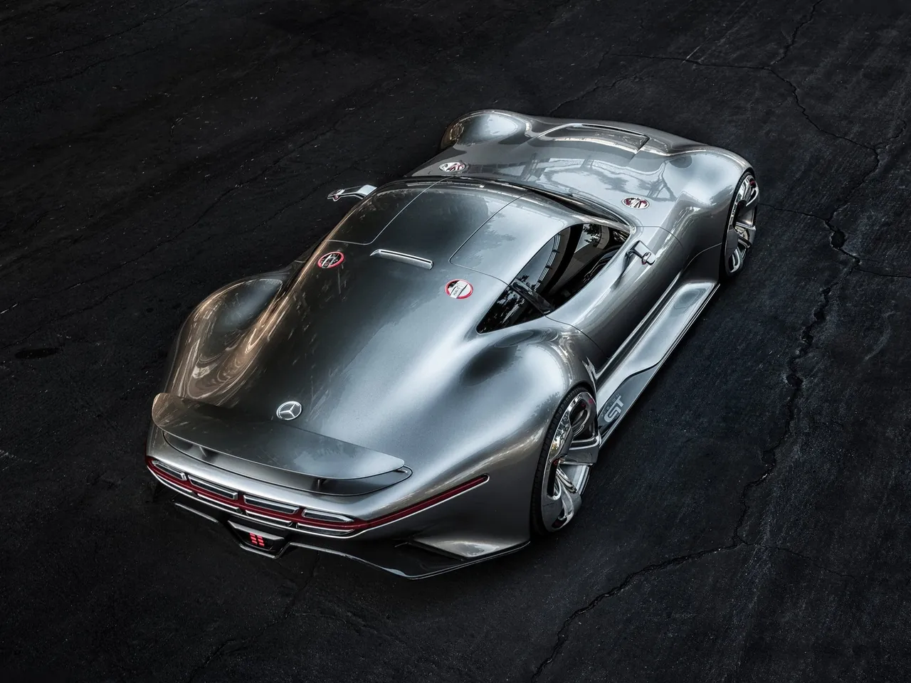 Mercedes-Benz Vision Gran Turismo Concept (2013) – zadní tříčtvrteční pohled