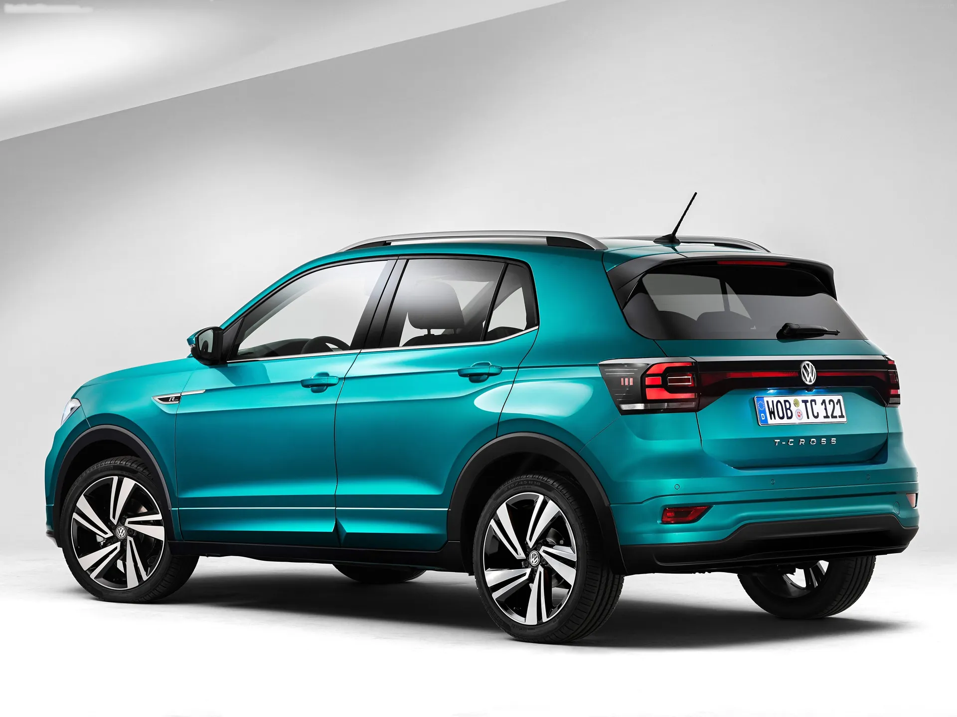 Volkswagen T-Cross (2019) – zadní tříčtvrteční pohled