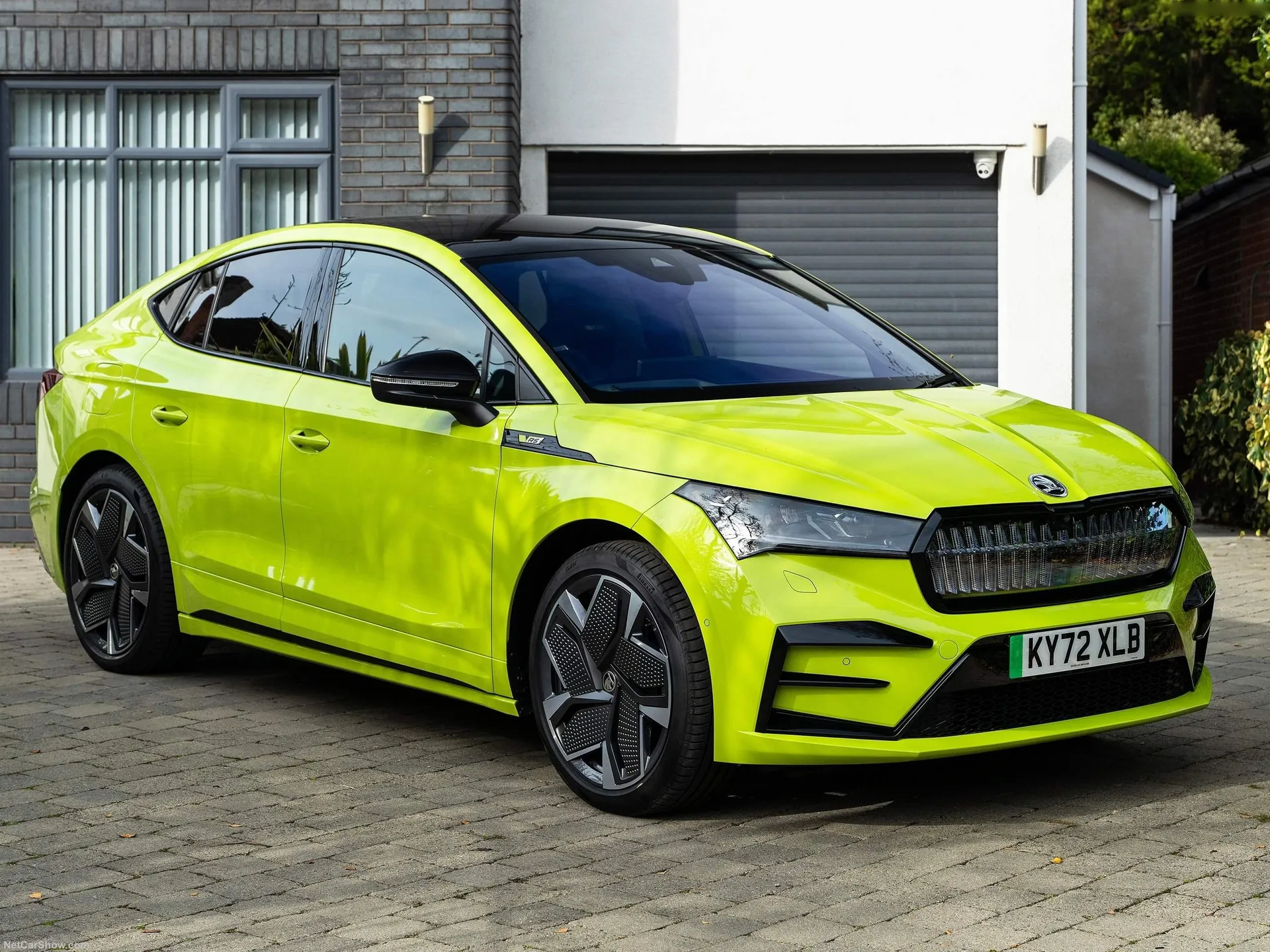 Skoda Enyaq Coupe iV vRS [UK] (2022)