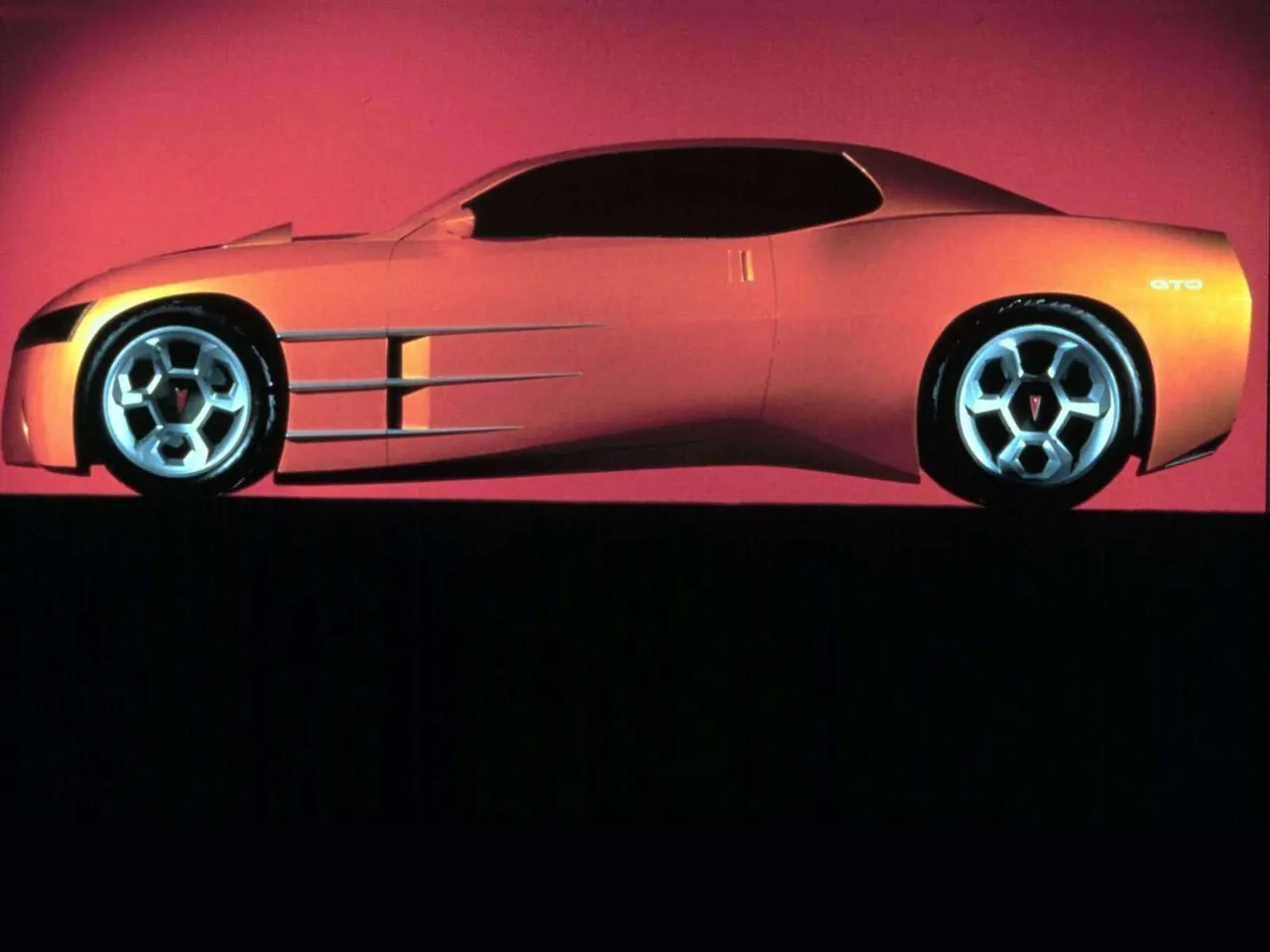 Pontiac GTO Concept (1999) – boční profil