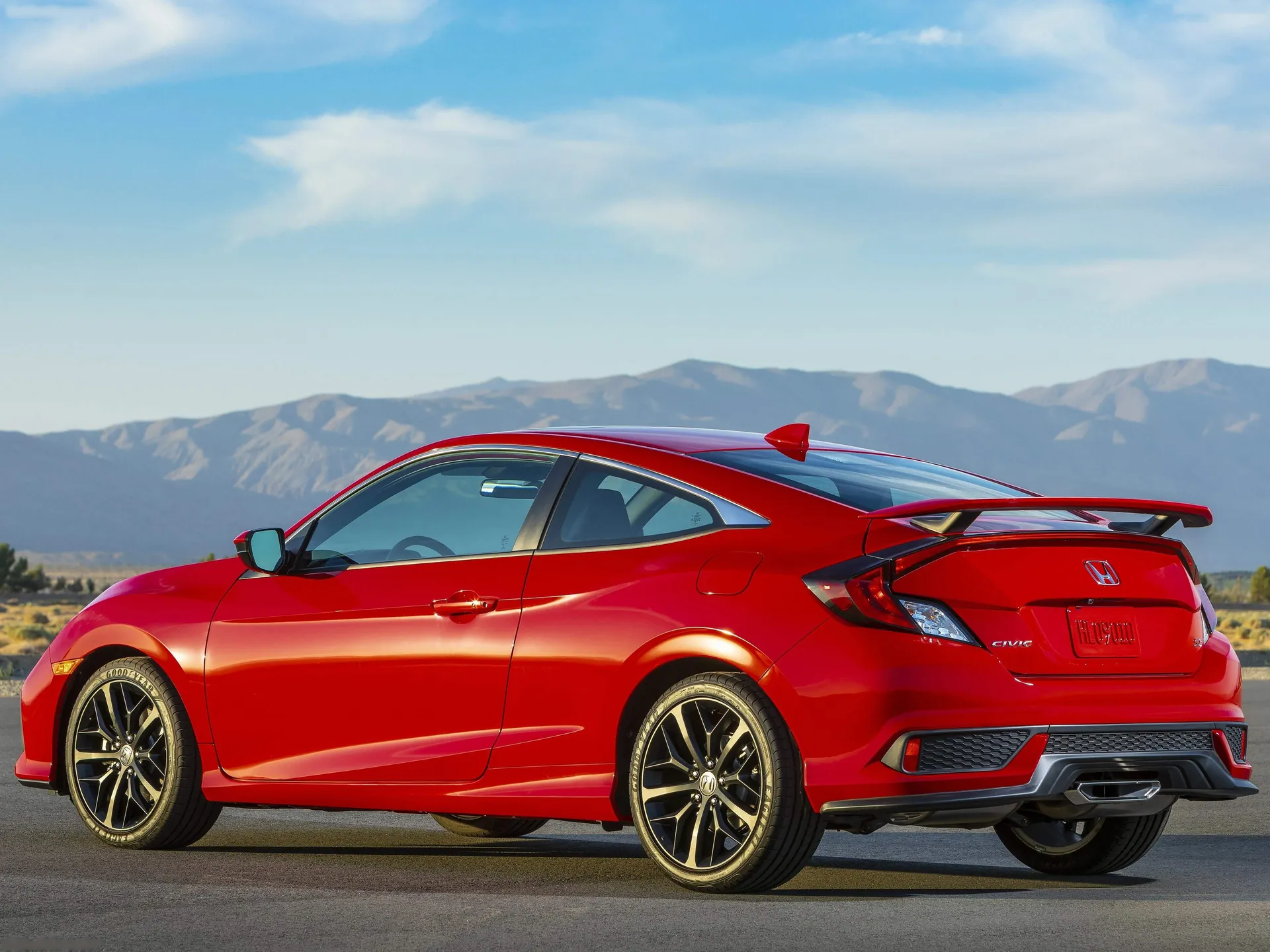 Honda Civic Si Coupe (2020) – zadní tříčtvrteční pohled