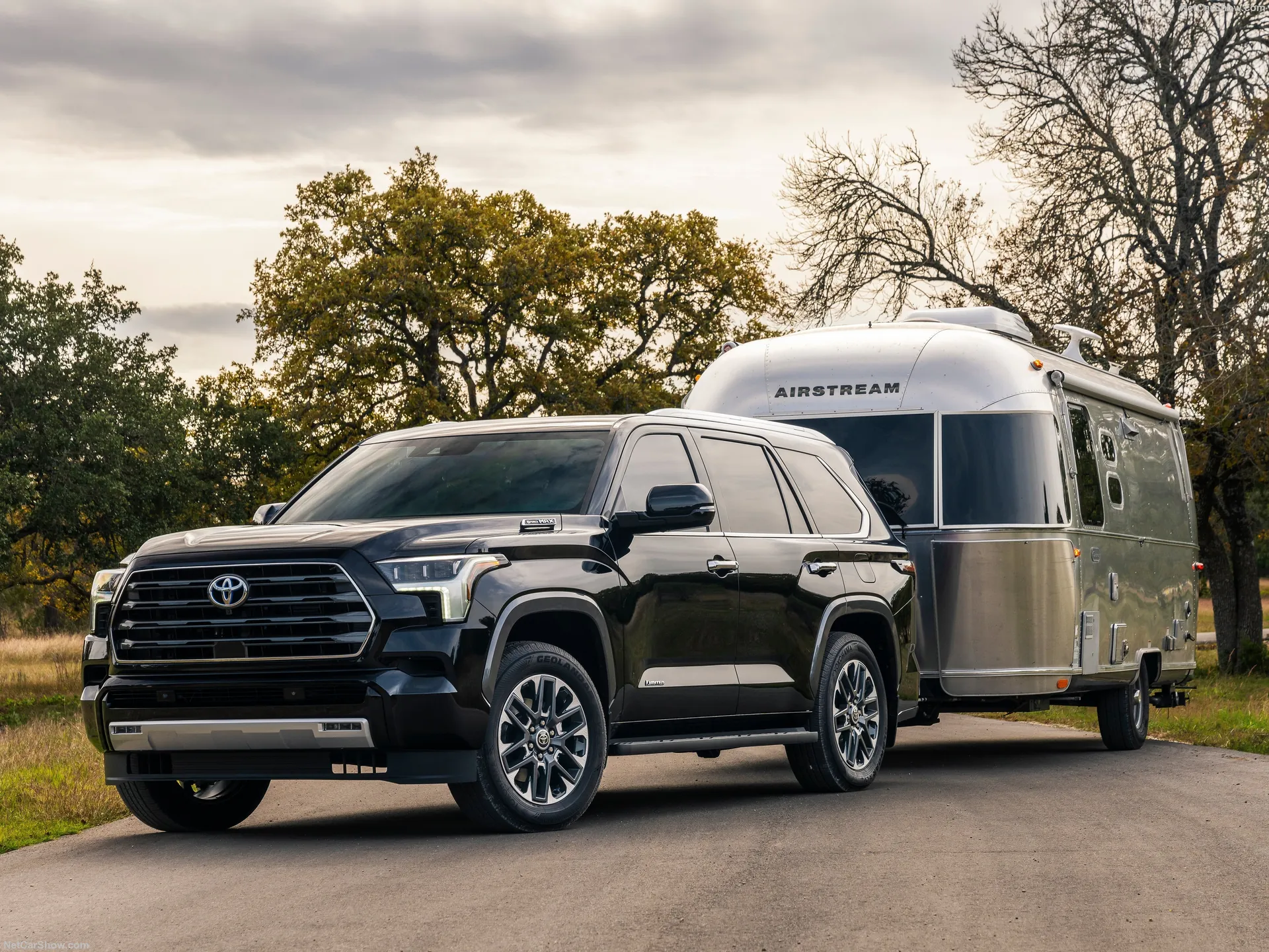 Toyota Sequoia (2023)
