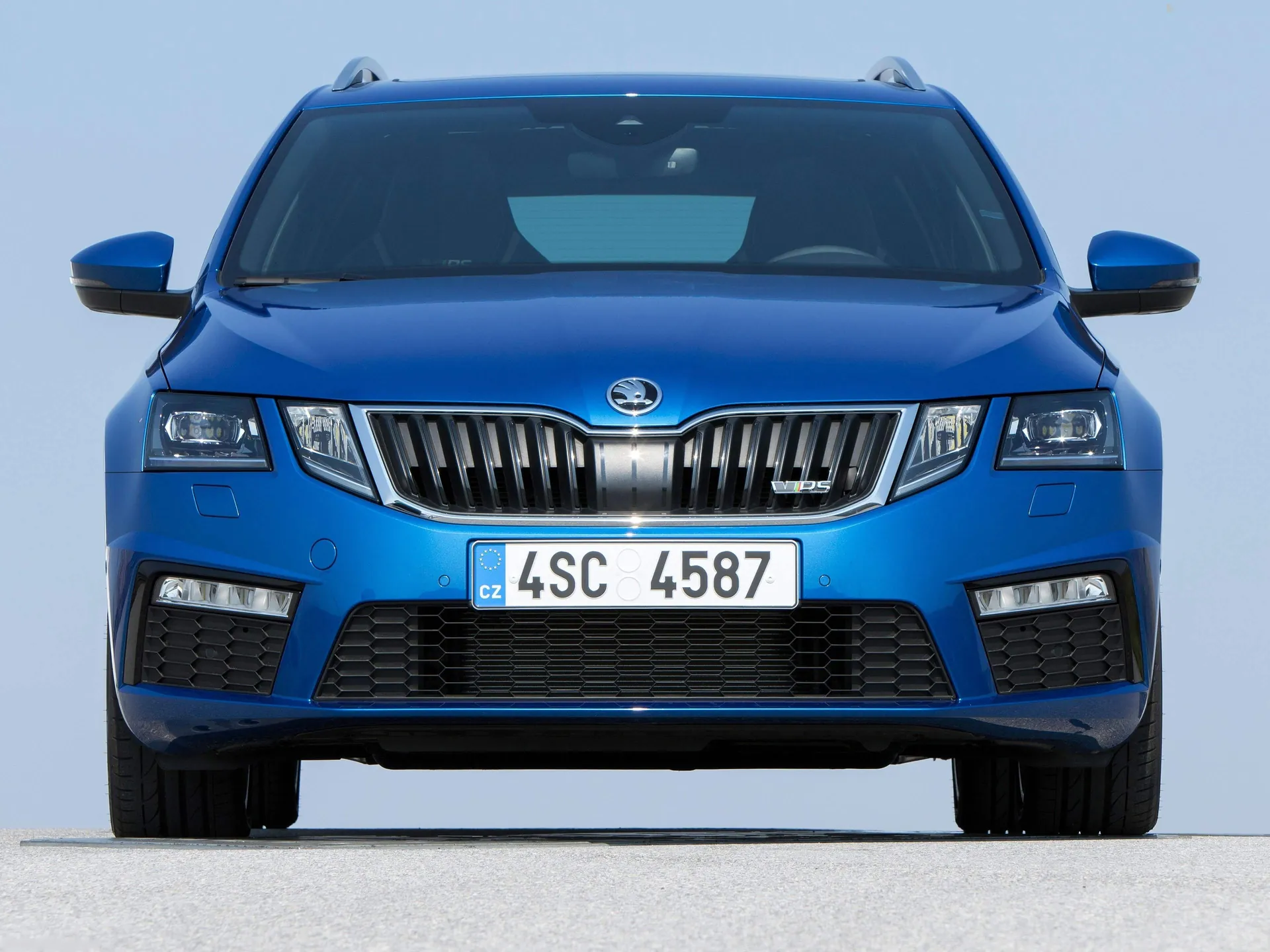 Skoda Octavia Combi RS (2017) – zepředu