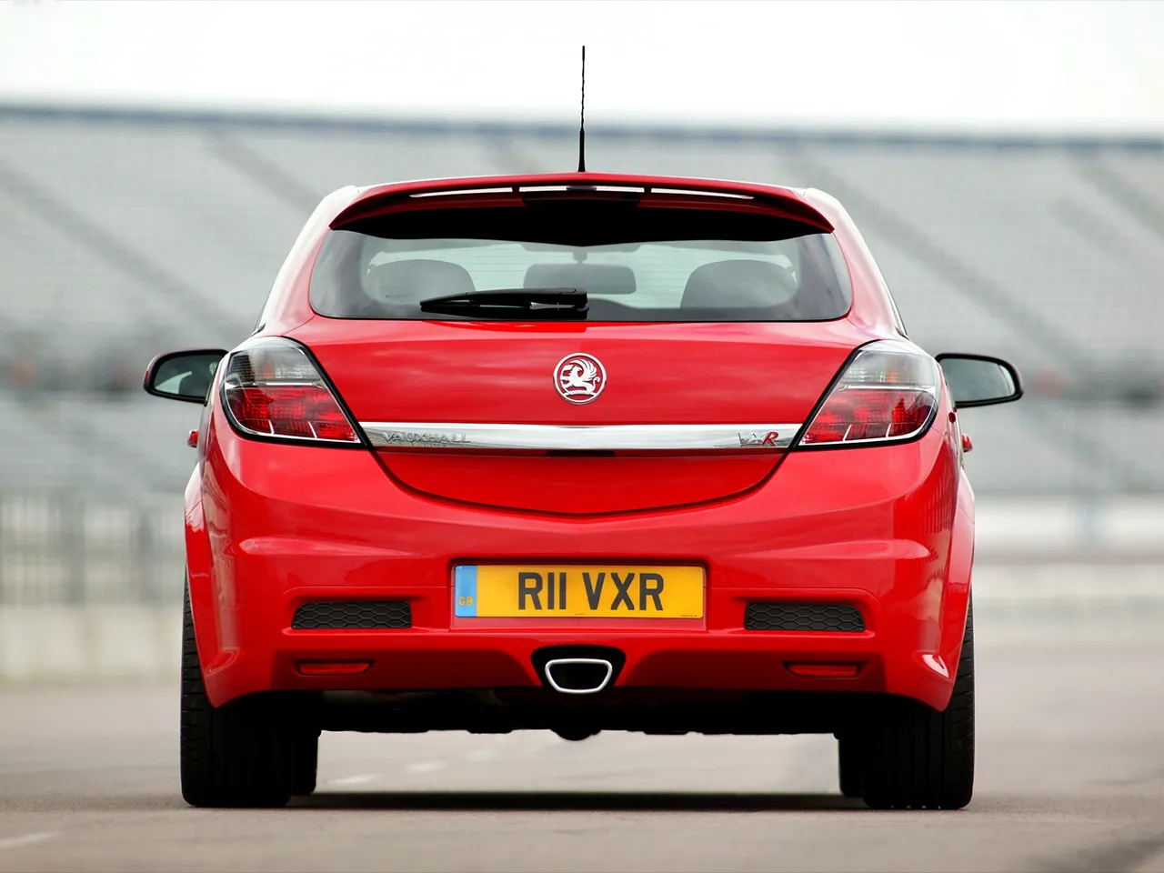 Vauxhall Astra VXR (2005) – zezadu