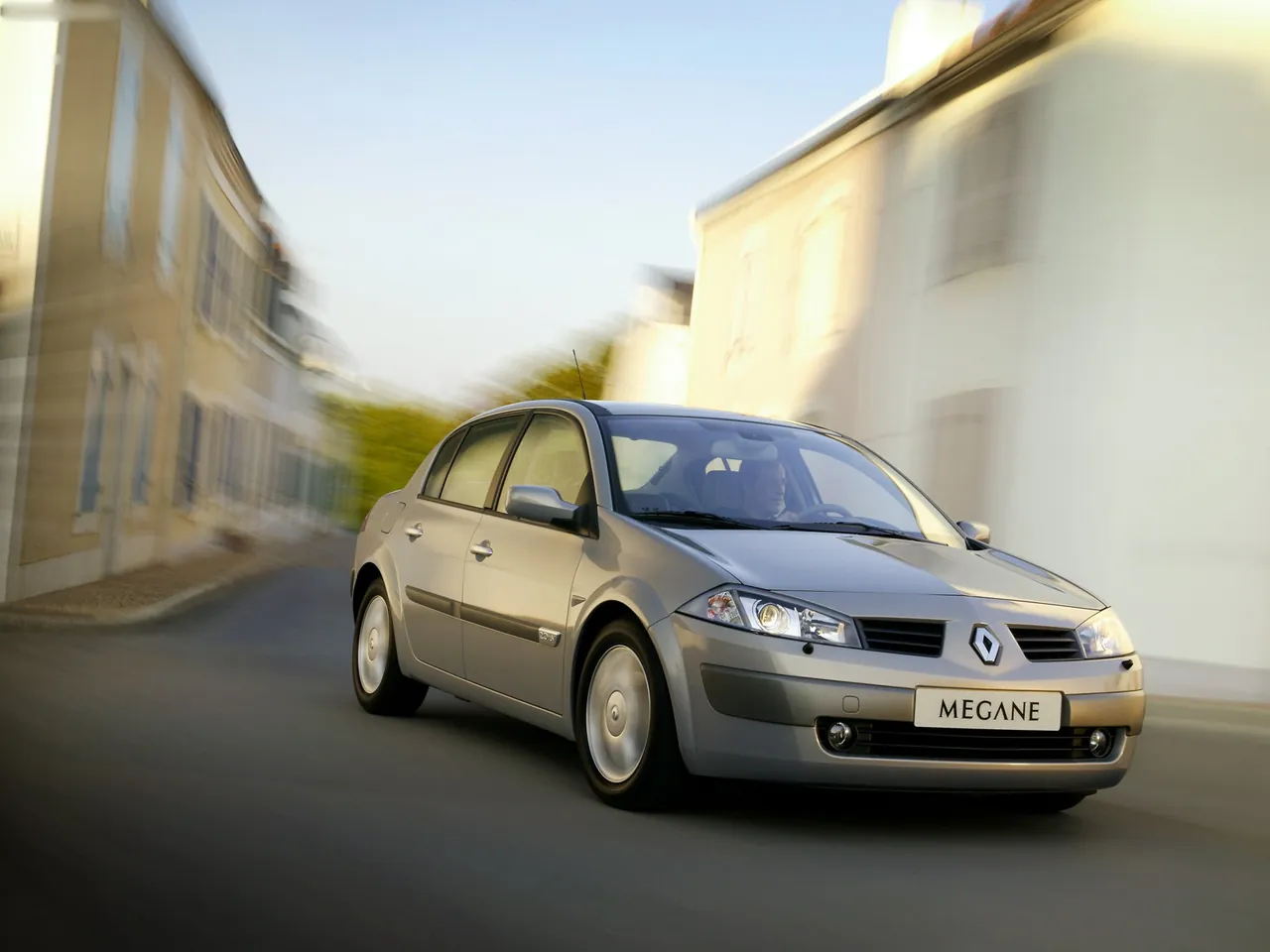 Renault Megane II Saloon (2003)