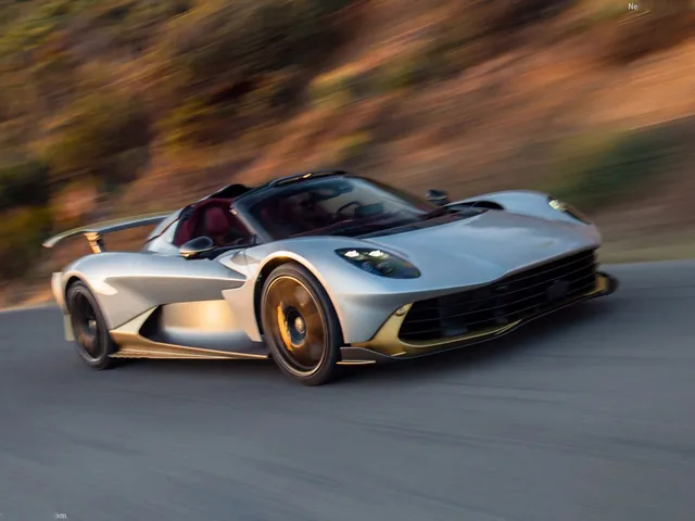 Aston Martin Valhalla Spider (2028)
