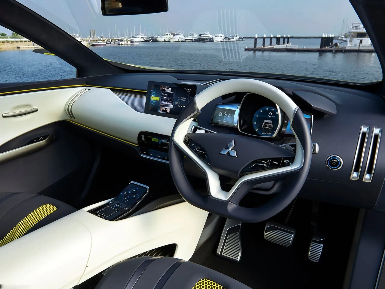 Mitsubishi eX Concept (2015) – interiér