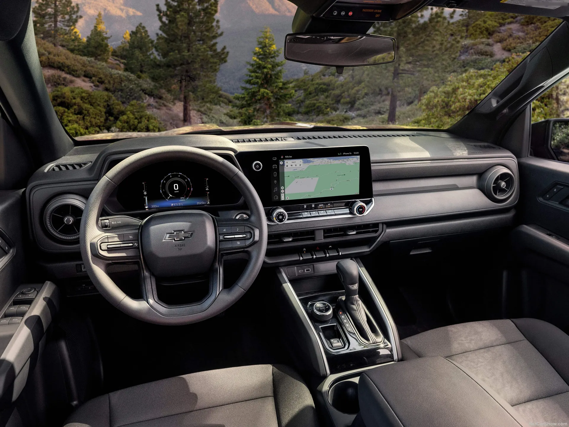 Chevrolet Colorado (2023) – interiér