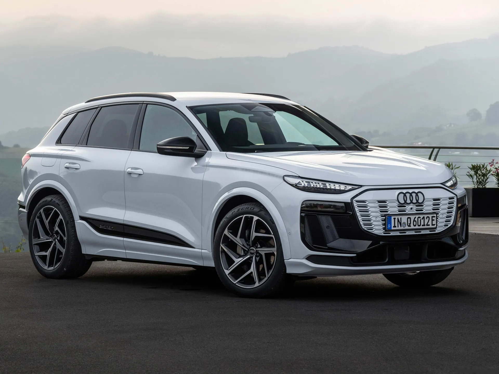 Audi Q6 e-tron quattro (2025)