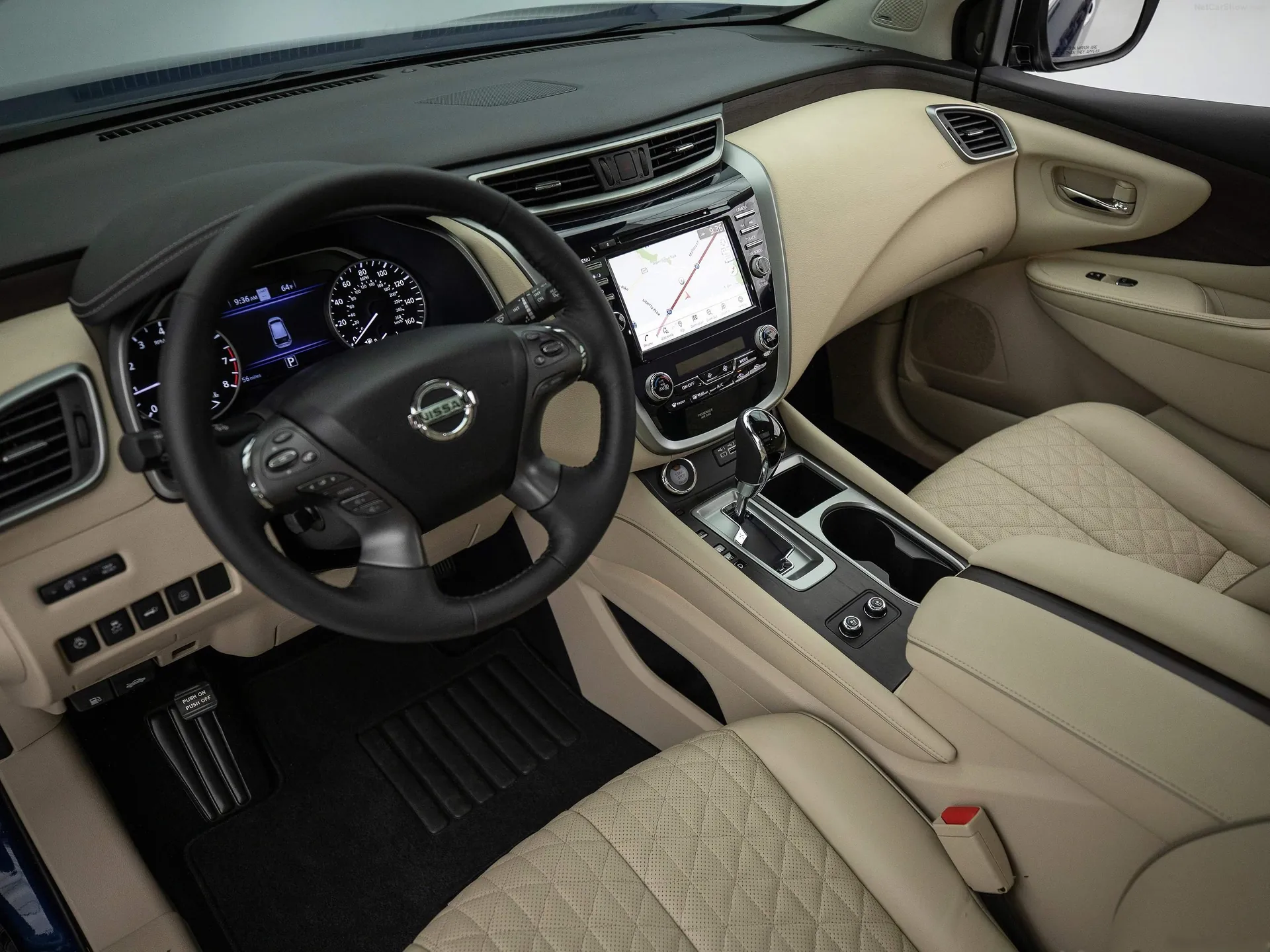 Nissan Murano (2019) - Interior