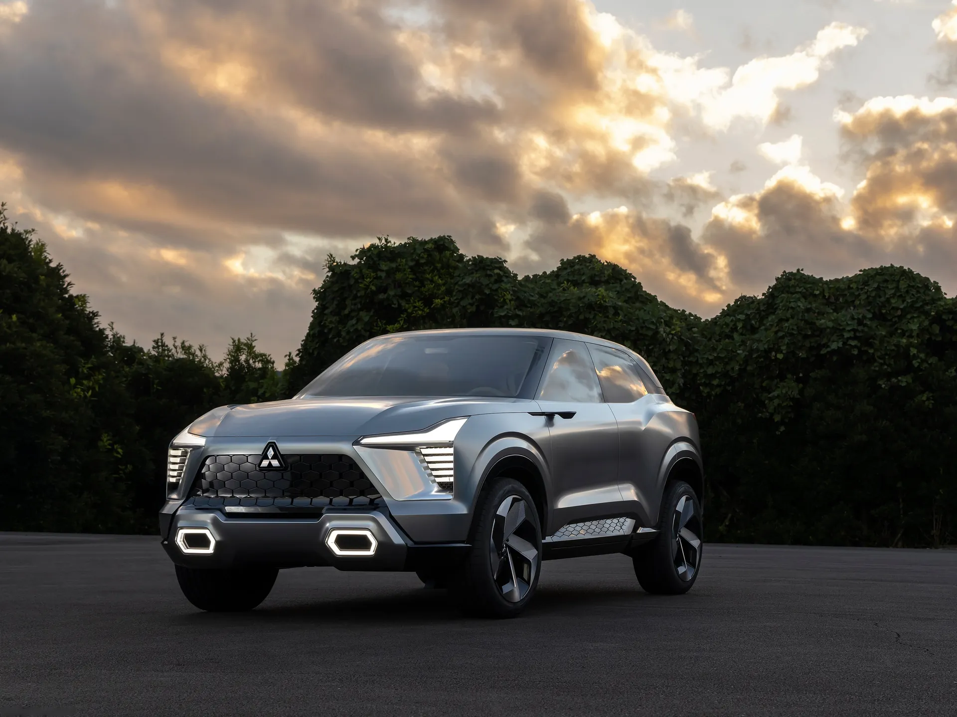Mitsubishi XFC Concept (2022)