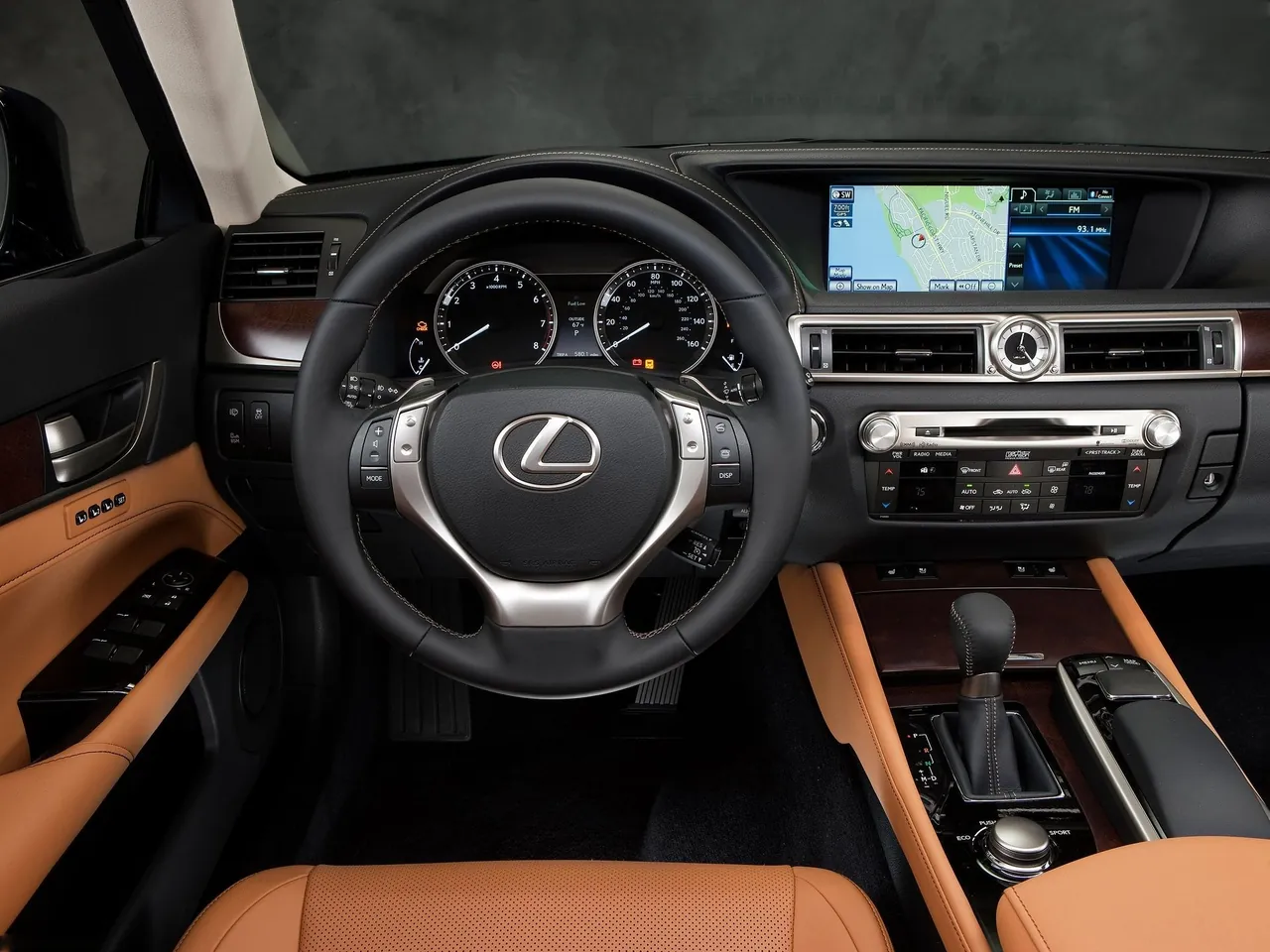 Lexus GS 350 (2013) – interiér