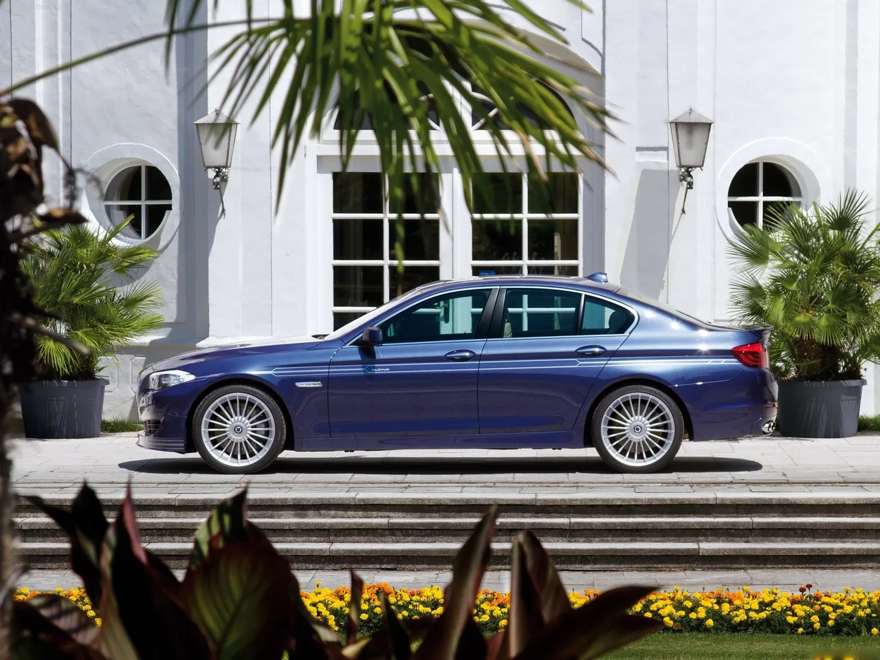 Alpina BMW B5 Bi-Turbo (2011) – boční profil