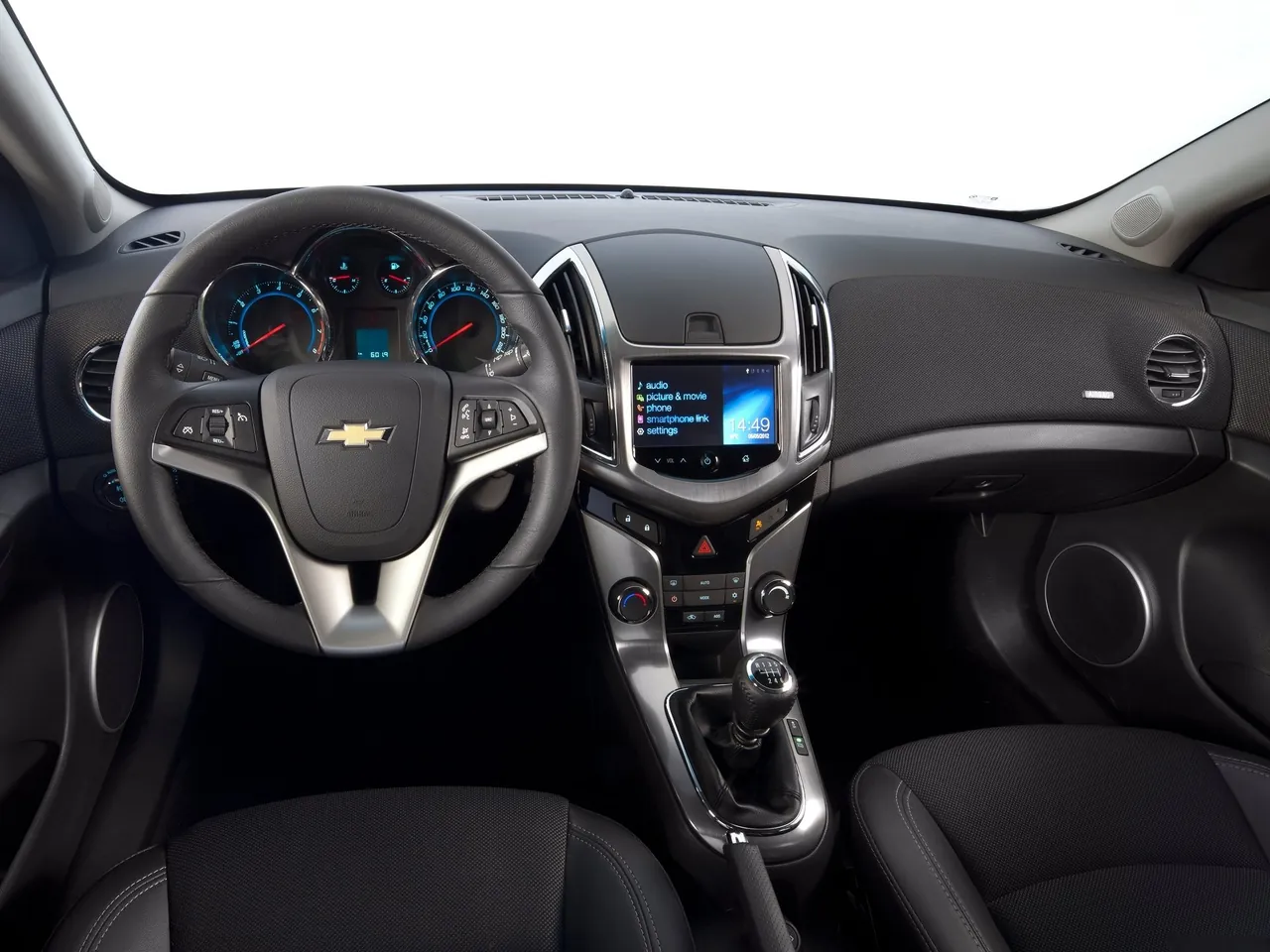 Chevrolet Cruze Station Wagon (2013) – interiér