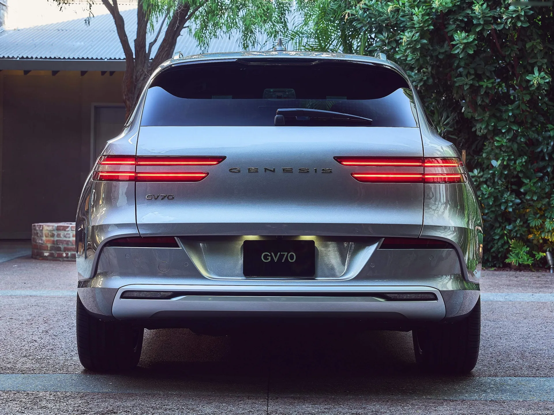 Genesis Electrified GV70 [US] (2023) – zezadu