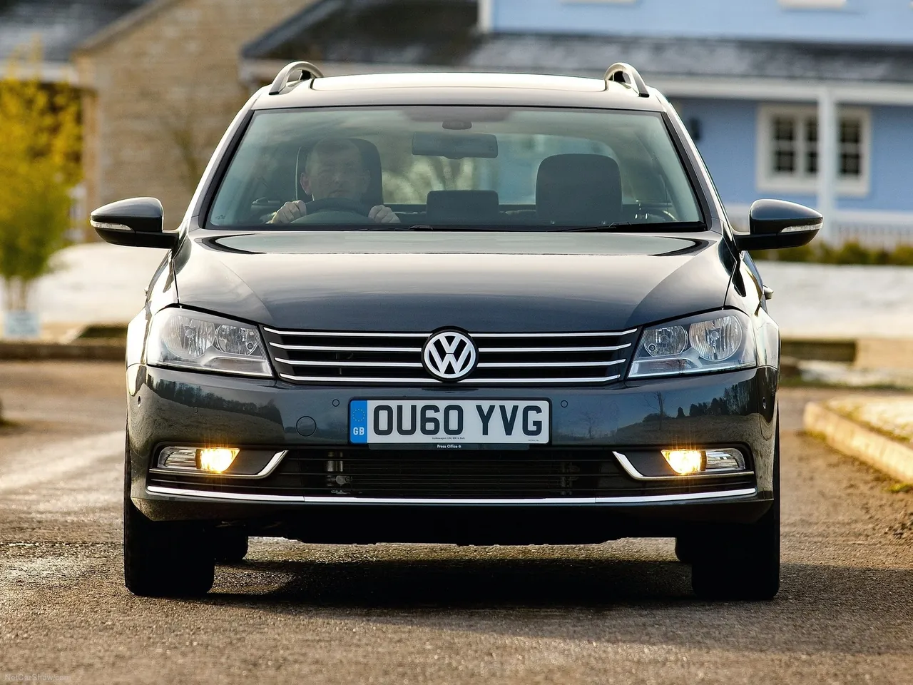 Volkswagen Passat Estate (2011) – zepředu