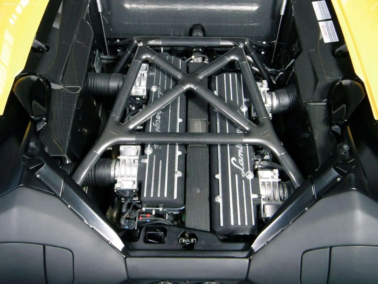Lamborghini Murcielago Roadster (2004) – motor