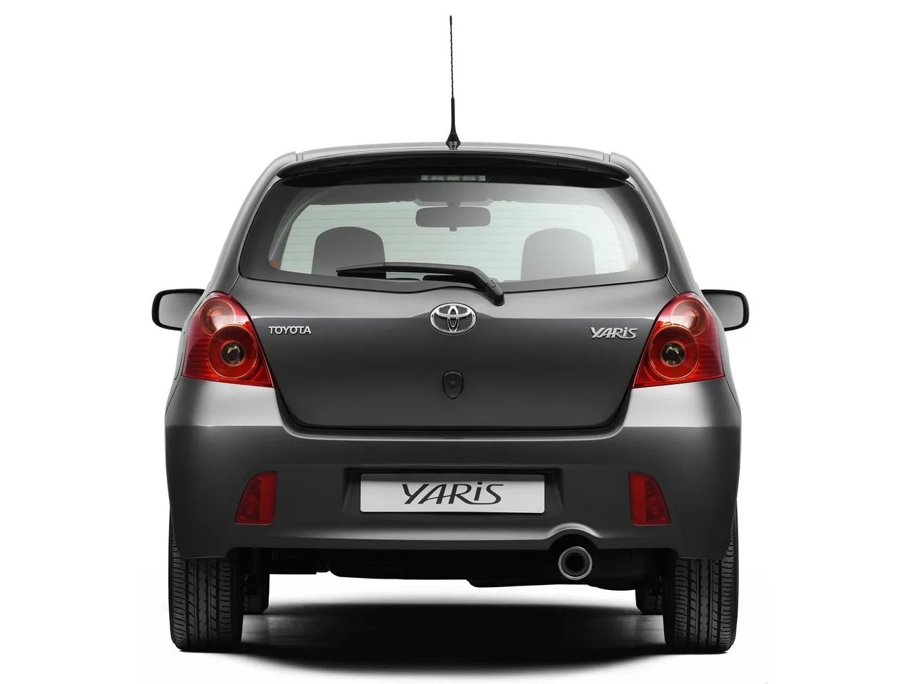 Toyota Yaris TS (2007) - Rear