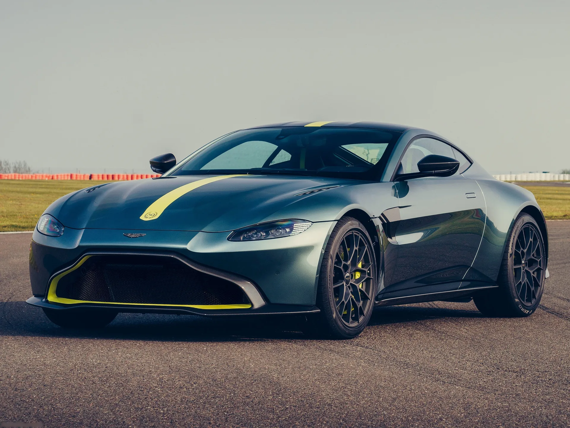 Aston Martin Vantage AMR (2020)