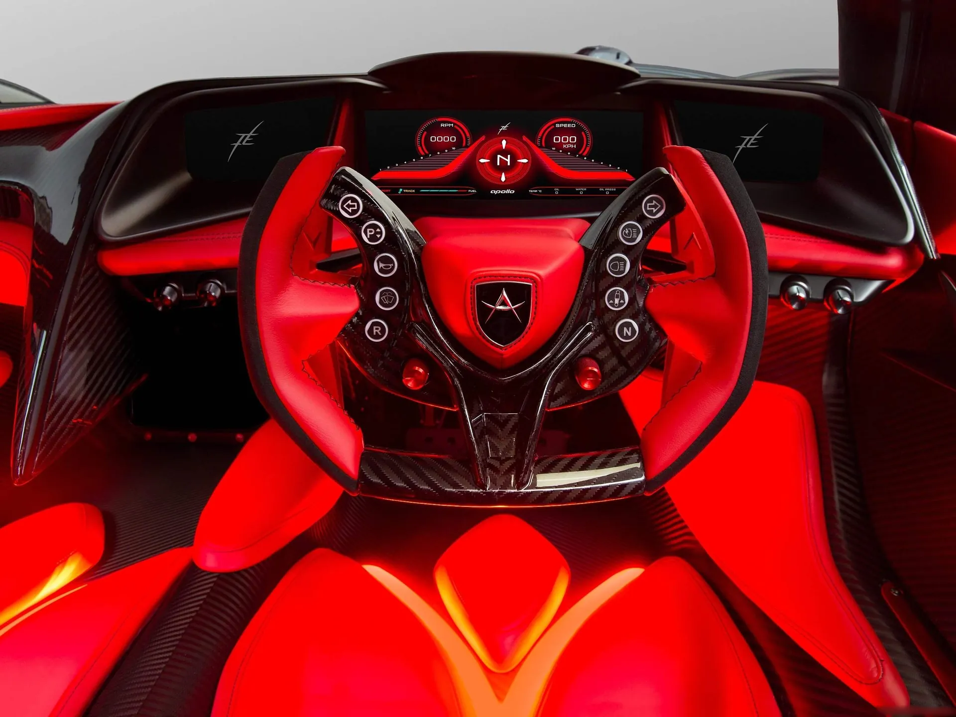 Gumpert Apollo Intensa Emozione (2019) – interiér