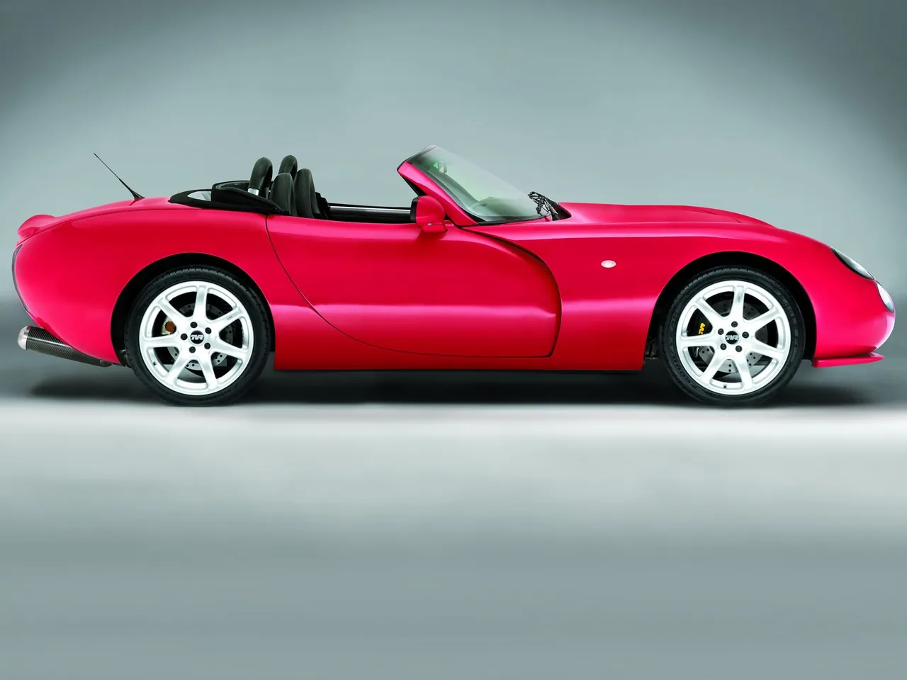 TVR Tuscan Convertible (2006) – boční profil
