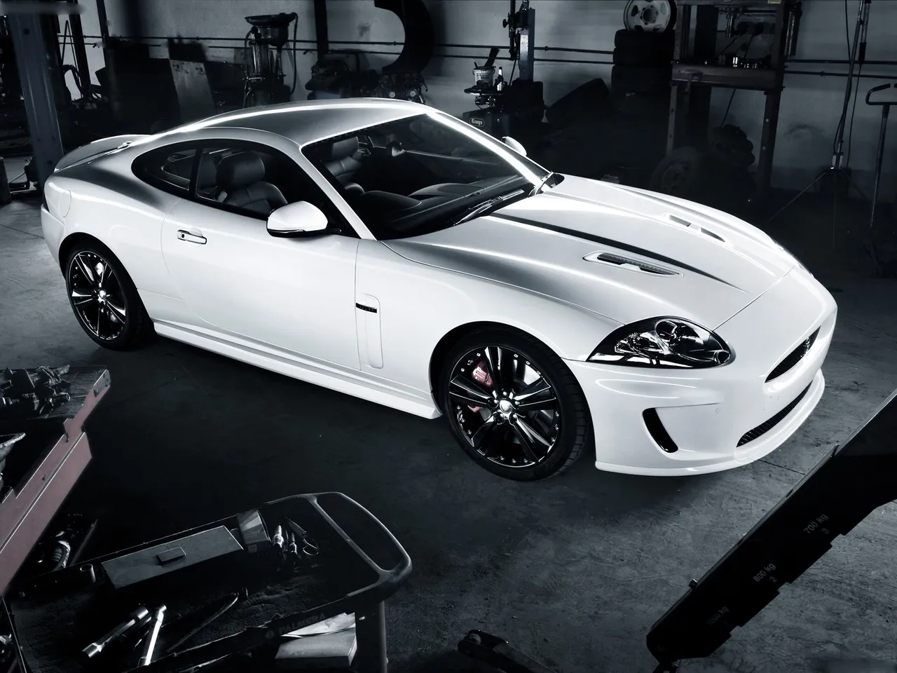 Jaguar XKR (2011)