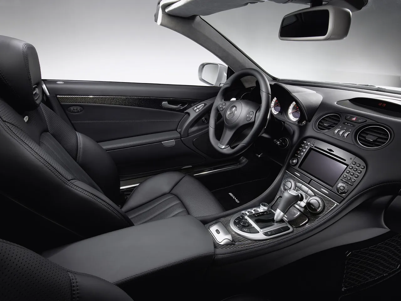Mercedes-Benz SL63 AMG (2009) - Interior