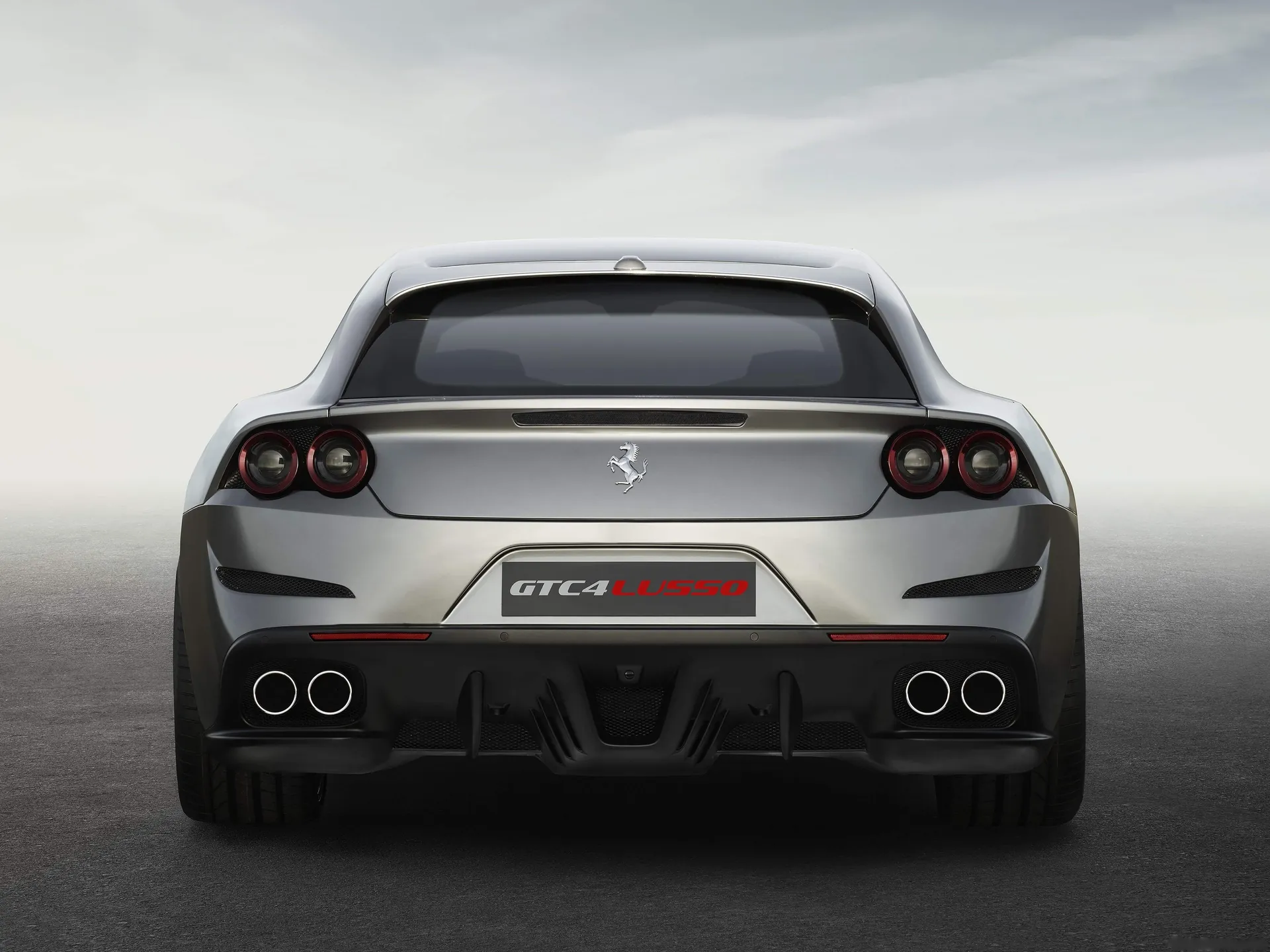 Ferrari GTC4 Lusso (2017) – zezadu