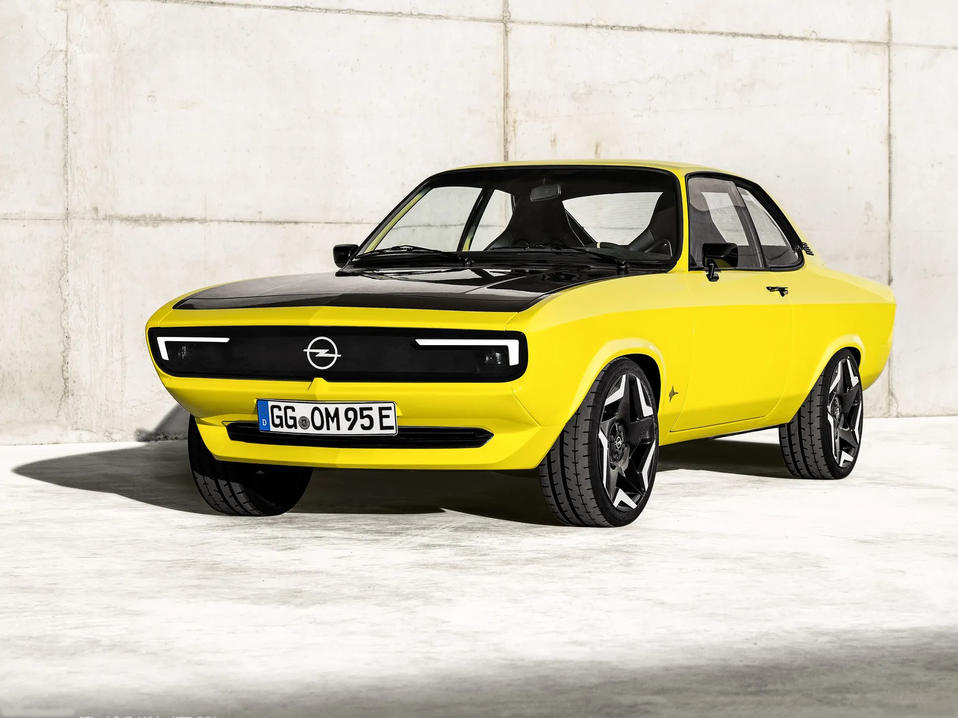 Opel Manta GSe ElektroMOD Concept (2021)