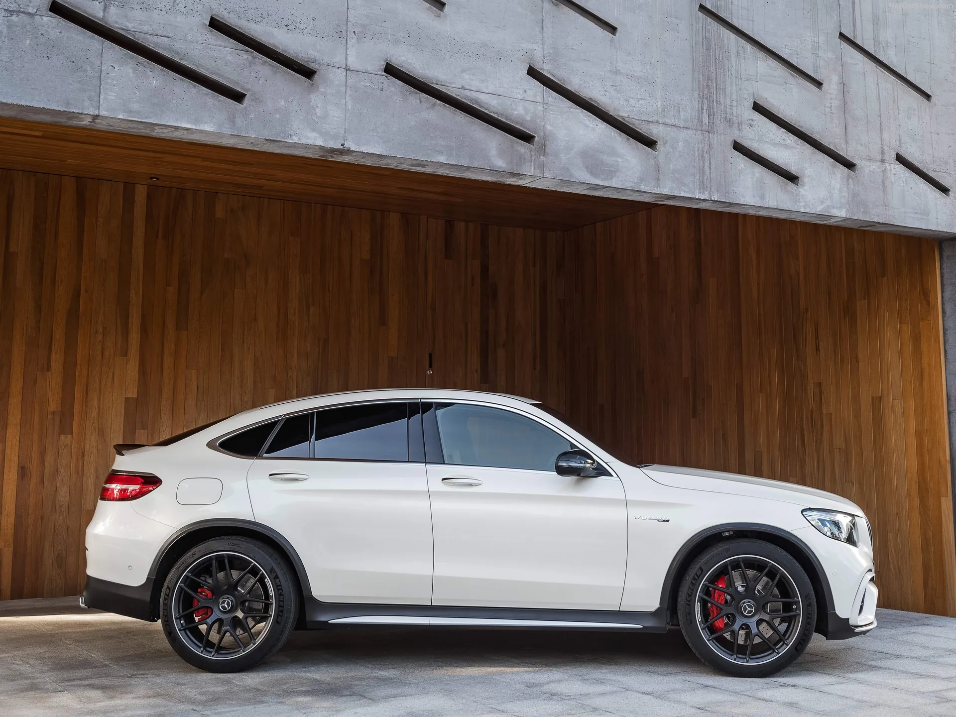 Mercedes-Benz GLC63 S AMG Coupe (2018) - Side Profile