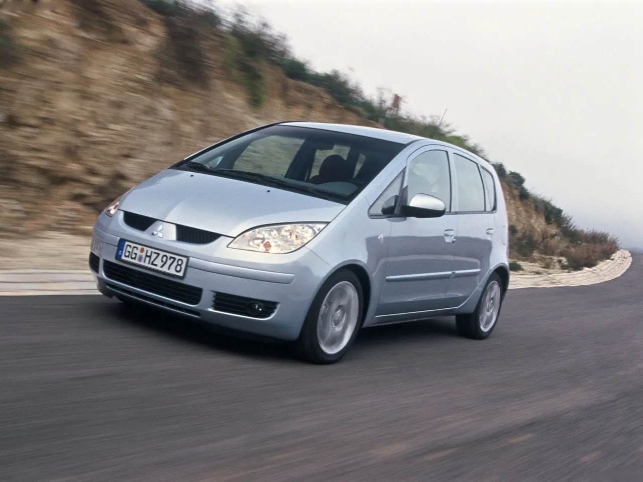 Mitsubishi Colt 5-door (2005)