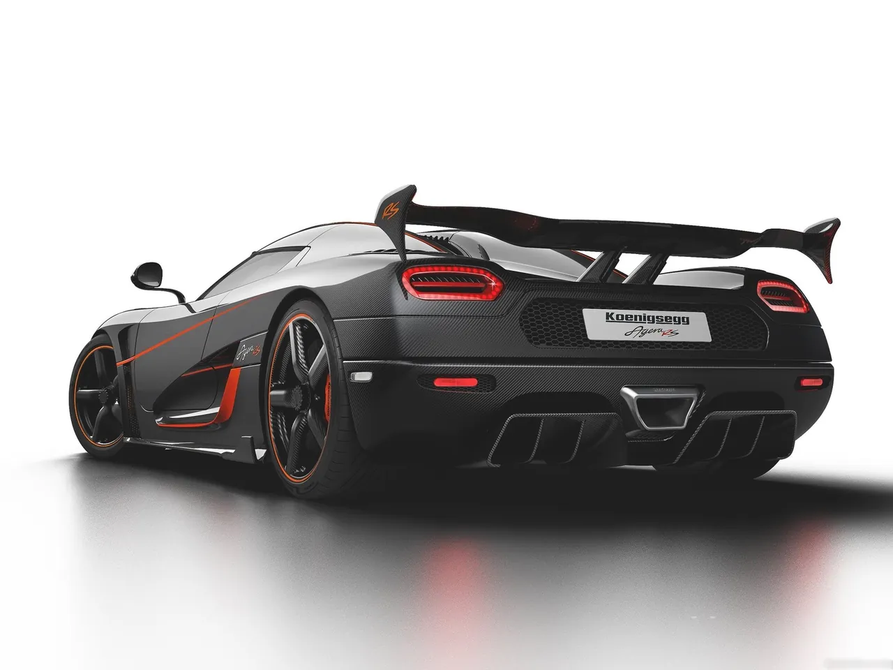 Koenigsegg Agera RS (2015) – zadní tříčtvrteční pohled
