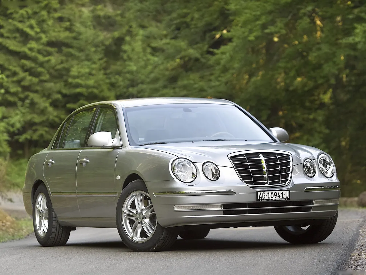 Kia Opirus (2005)