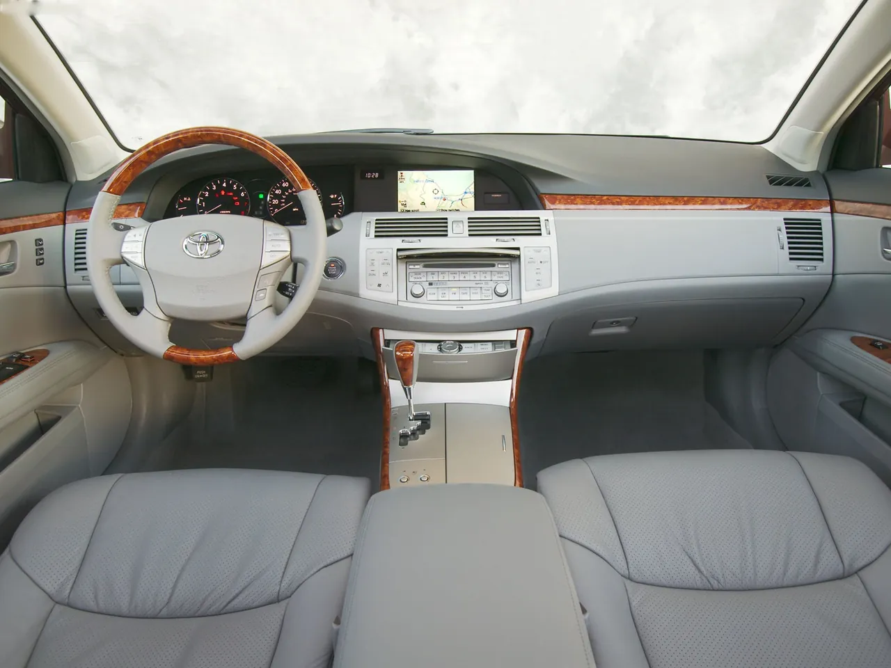 Toyota Avalon Limited (2006) - Interior