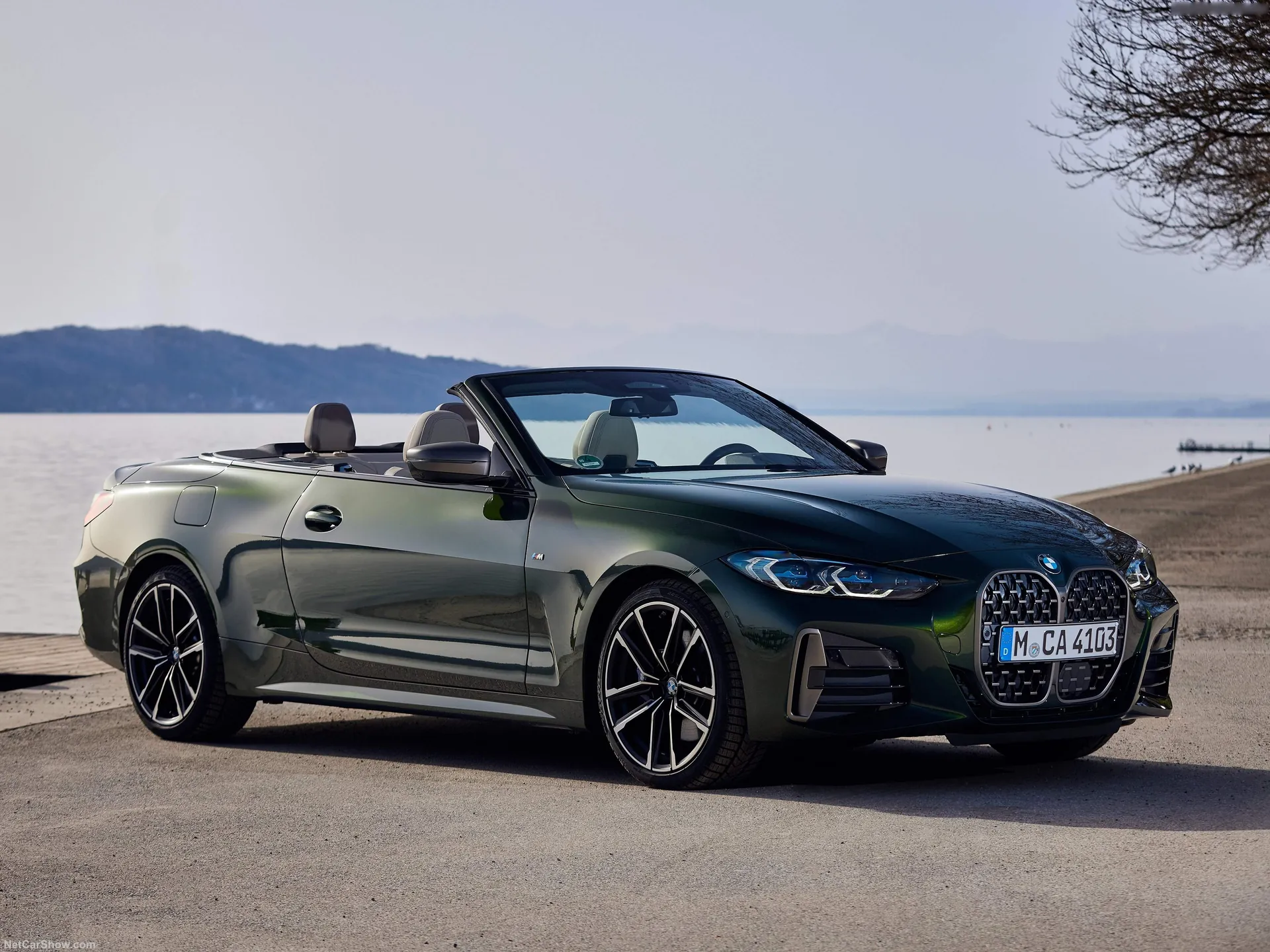 BMW M440i Convertible (2021)