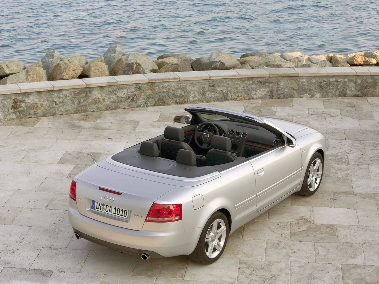 Audi A4 Cabriolet (2006) – zadní tříčtvrteční pohled