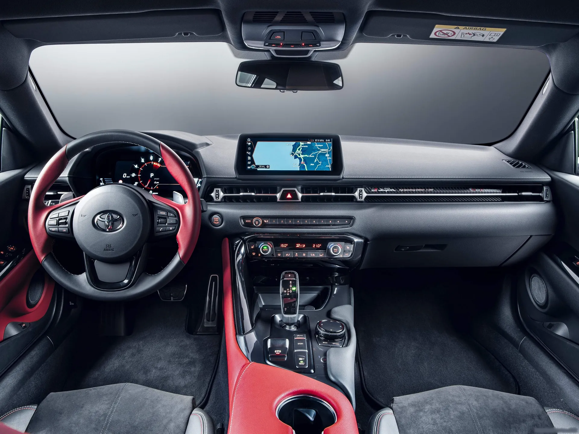 Toyota Supra 2.0L Turbo (2020) - Interior