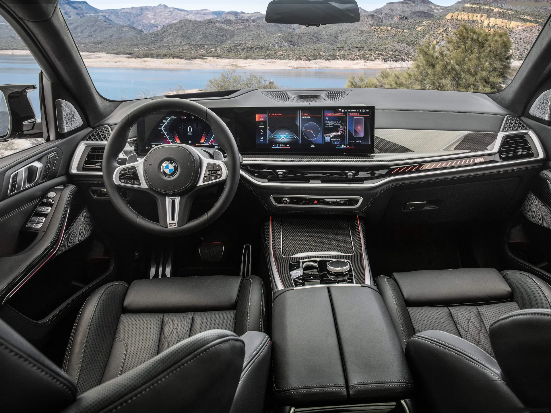 BMW X7 M60i (2023) – interiér