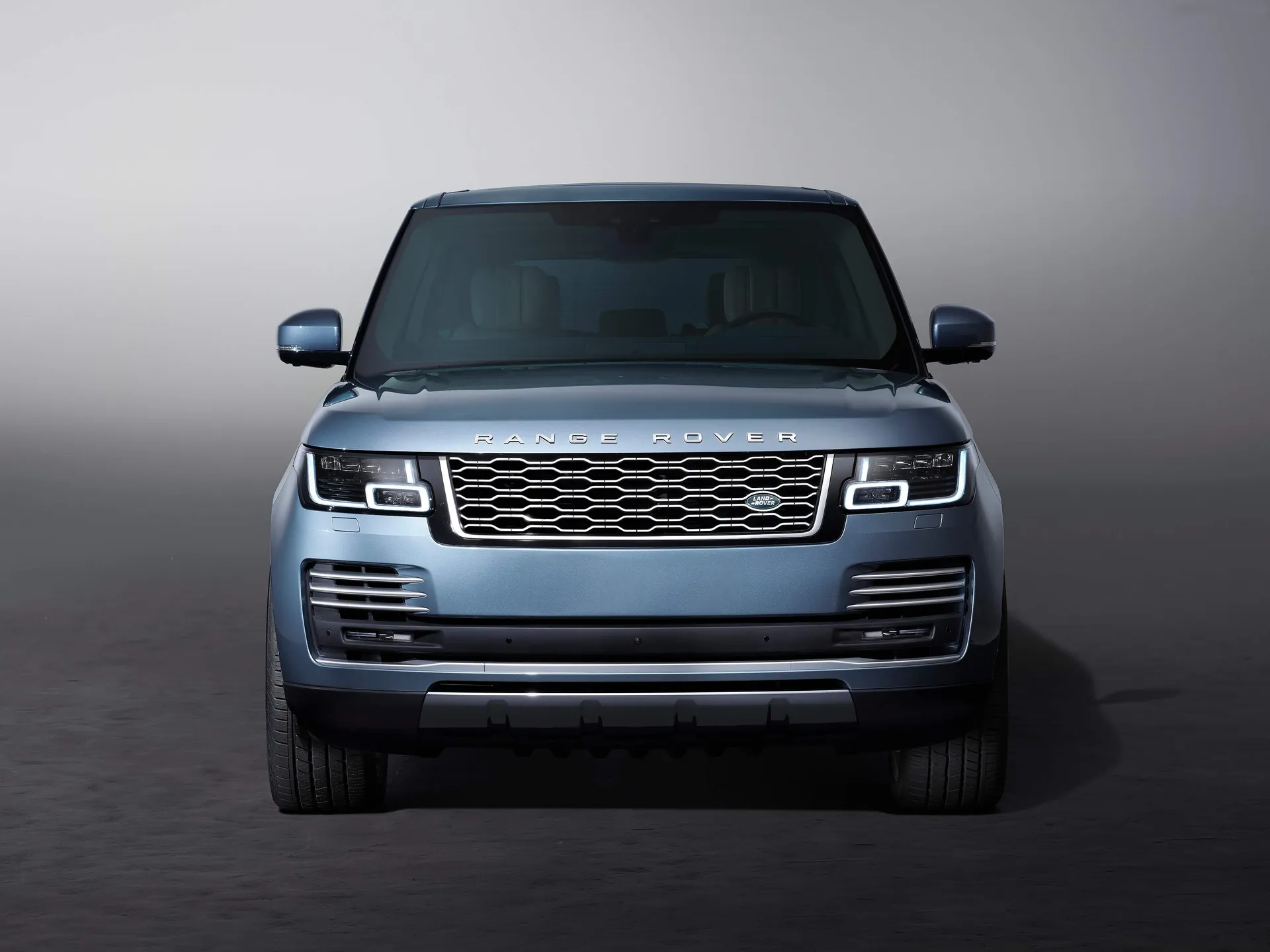 Land Rover Range Rover (2018) - Front