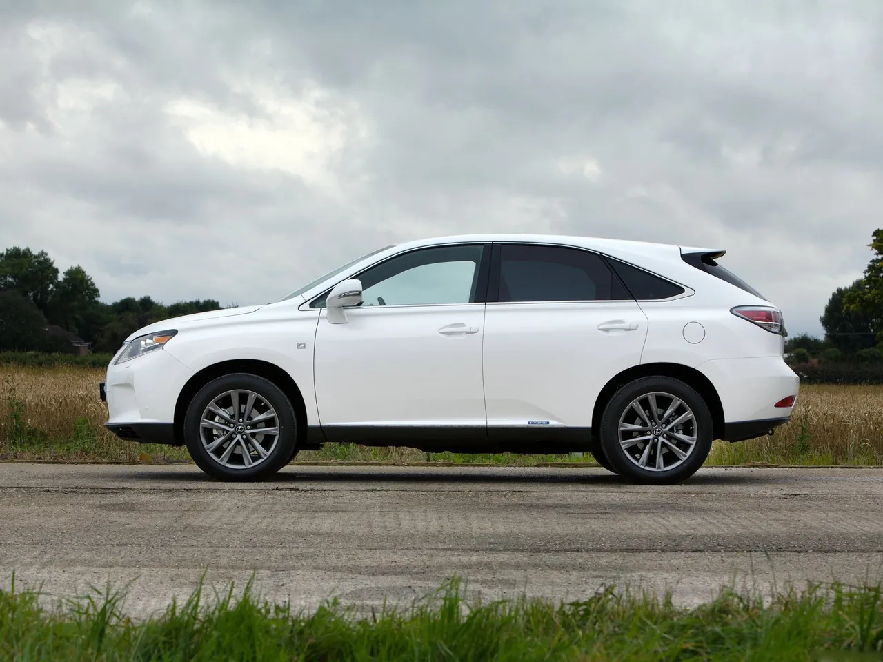 Lexus RX 450h F Sport (2013) – boční profil