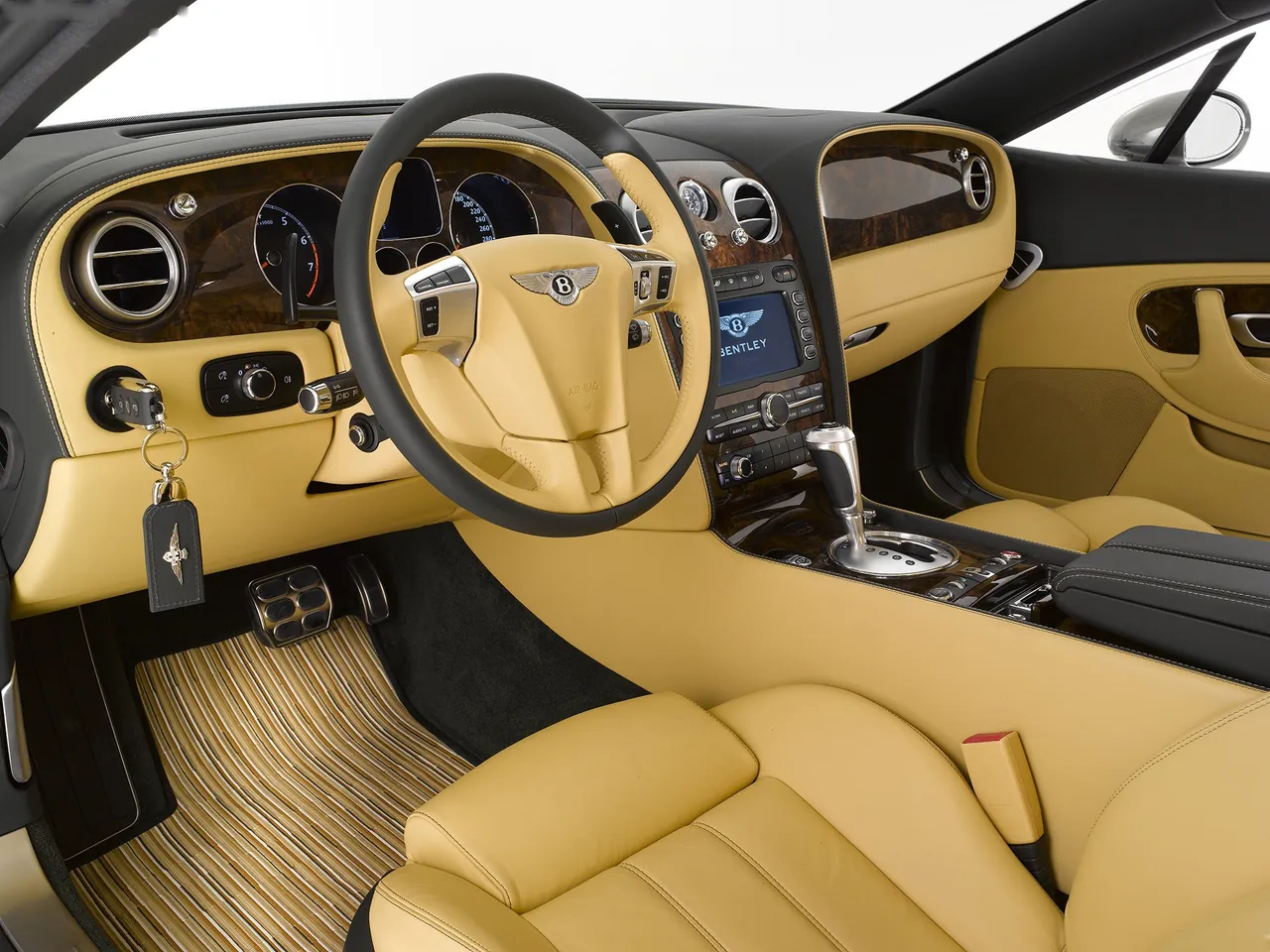 Bentley Continental Flying Star (2010) – interiér