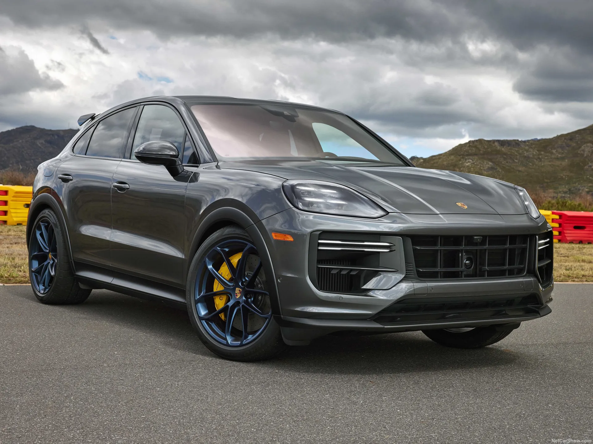 Porsche Cayenne Turbo GT (2024)