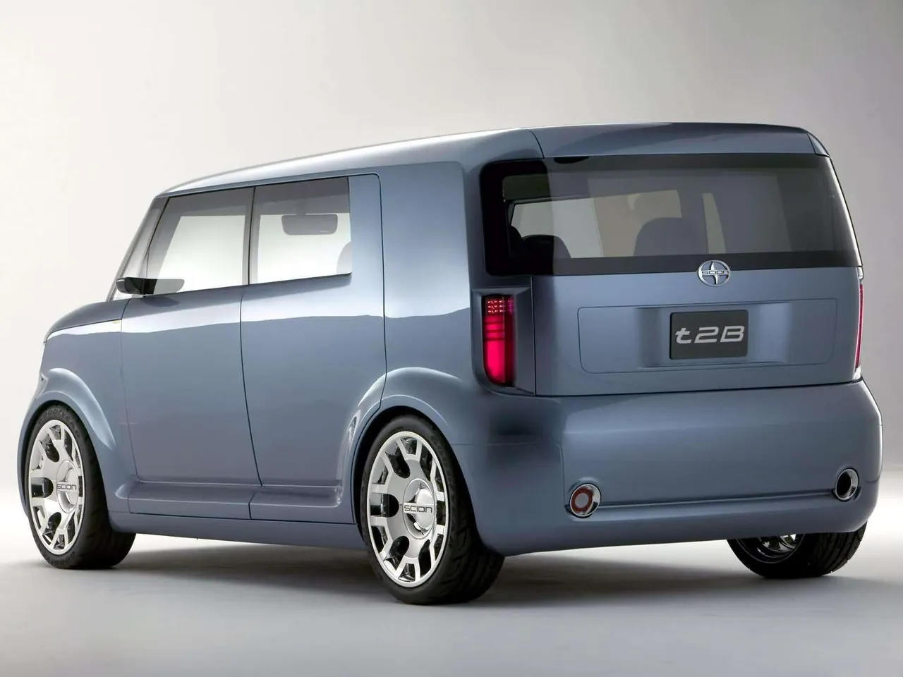 Scion t2B Concept (2005) – zadní tříčtvrteční pohled