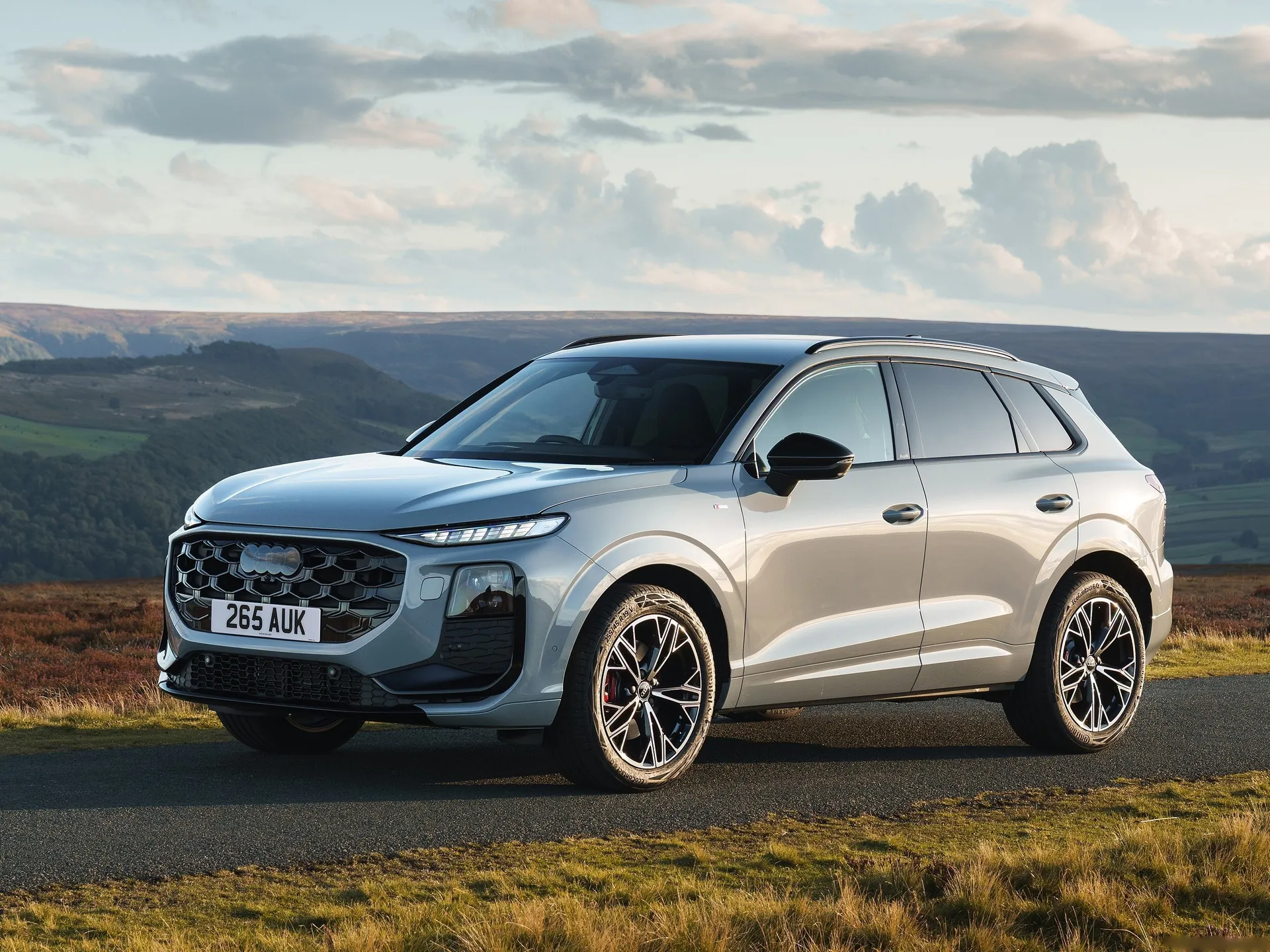 Audi Q3 SUV [UK] (2026)