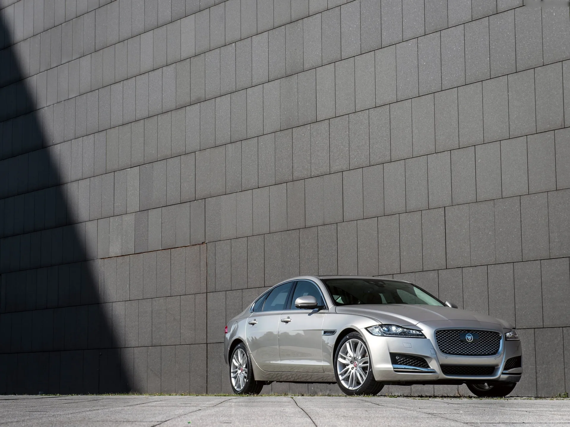 Jaguar XF 30d (2016)