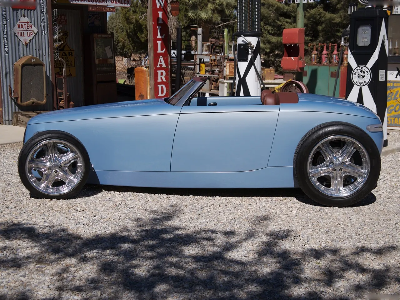 Volvo Caresto V8 Speedster Concept (2007) – boční profil