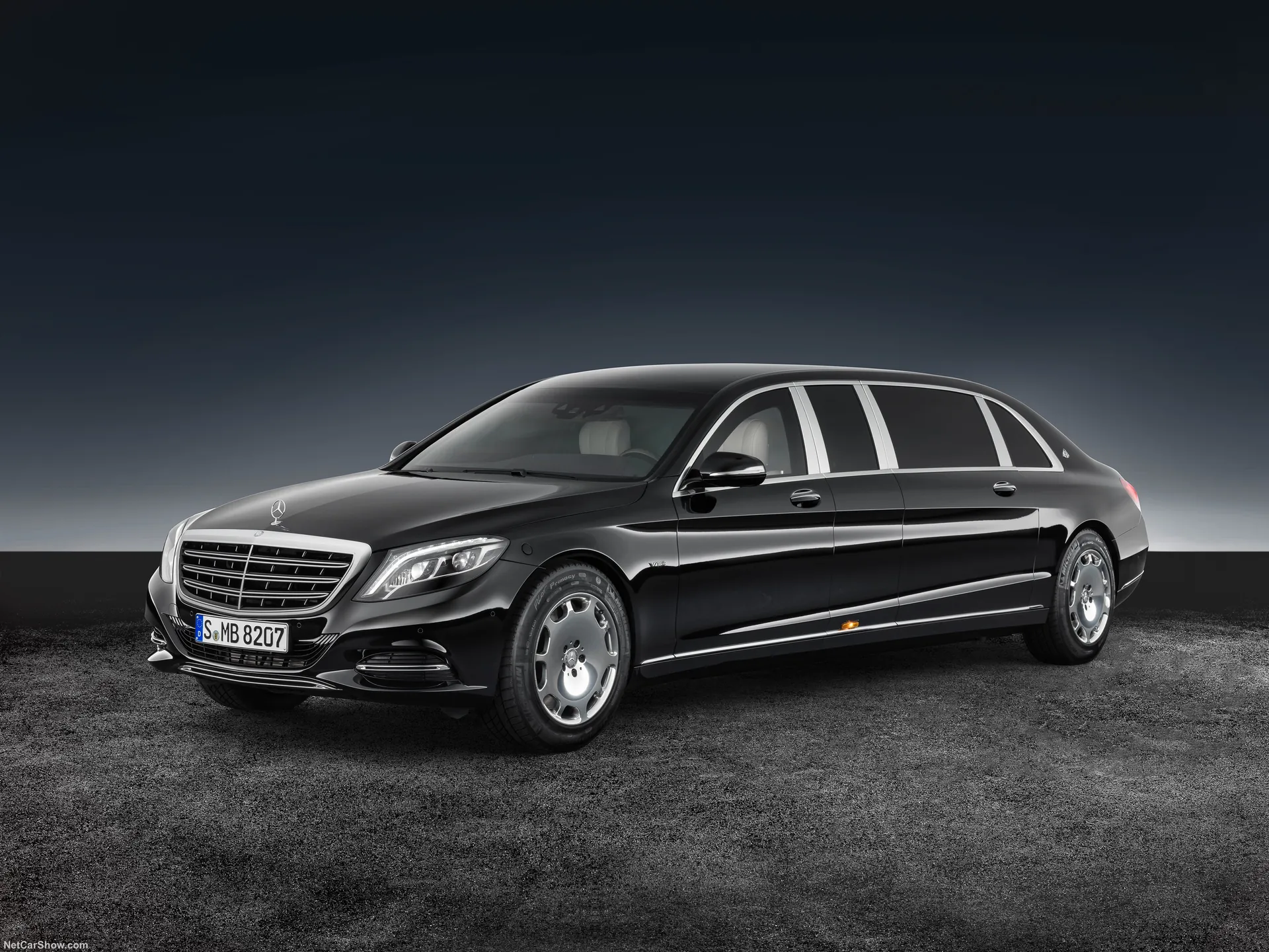 Mercedes-Benz S600 Pullman Maybach Guard (2018)