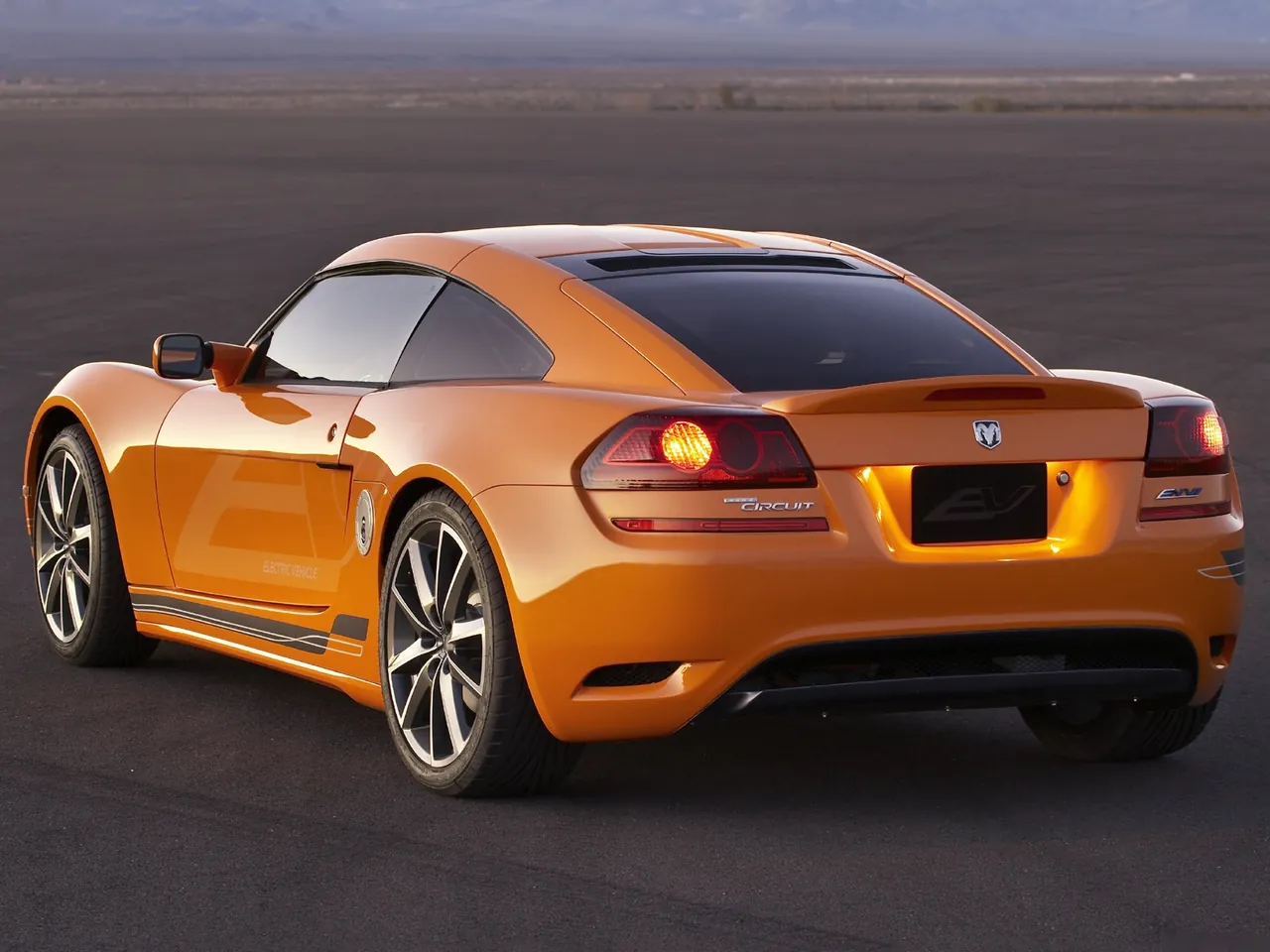 Dodge Circuit EV (2009) – zadní tříčtvrteční pohled