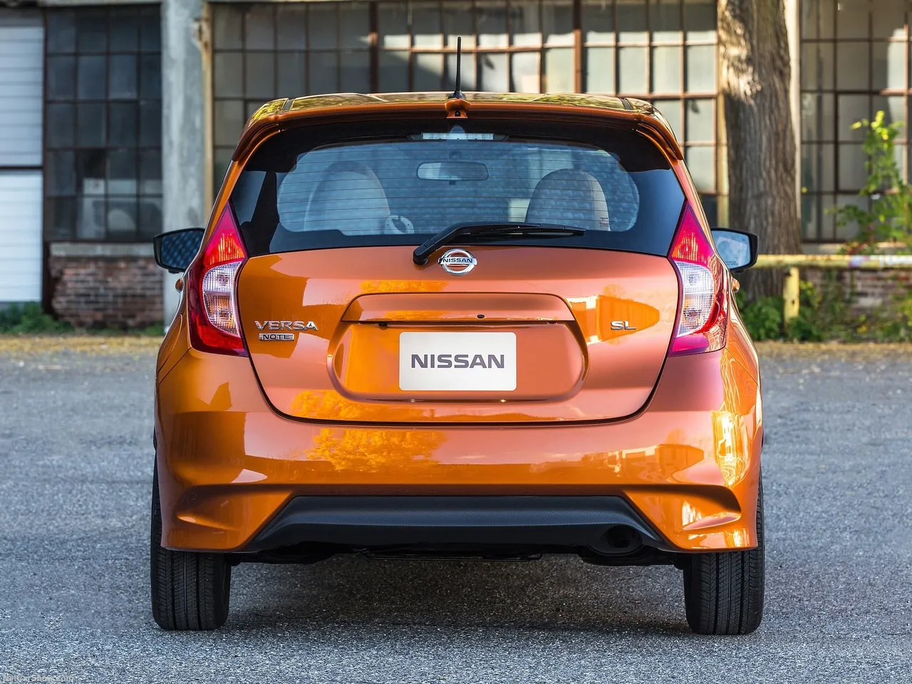 Nissan Versa Note (2017) – zezadu