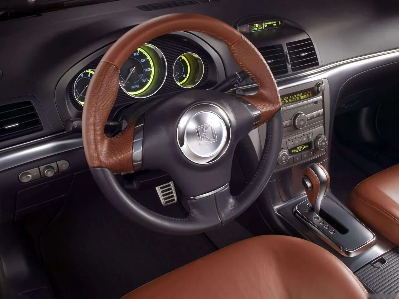 Saturn Aura Concept (2005) – interiér